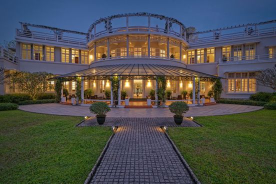 AZERAI LA RESIDENCE, HUE